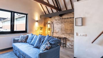 Family Loft, 1 King Bed with Sofa bed | 1 bedroom, in-room safe, free WiFi, bed sheets
