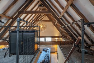 Family Loft, 1 King Bed with Sofa bed | In-room safe, free WiFi, bed sheets