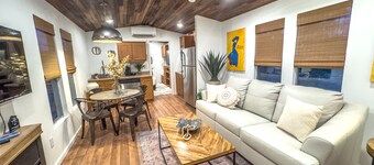 Little Black Cabin in the Oaks