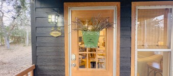 Little Black Cabin in the Oaks