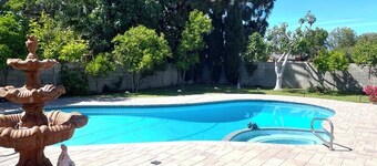 Comfy & Inviting Poolside Casita near Bike Path