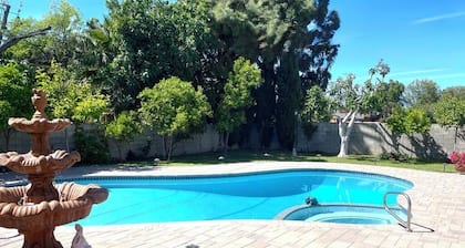 Comfy & Inviting Poolside Casita near Bike Path