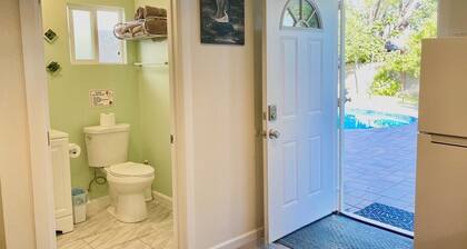 Comfy & Inviting Poolside Casita near Bike Path