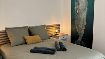 1 chambre, lit parapluie, Wi-Fi gratuit, draps fournis