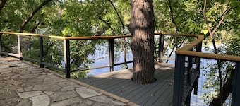 Magical Lake house, feel like being in the cabin in the heart of Minneapolis.