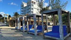 Unclassified image, 4 of 30, button - Newly Renovated!! COCO PALMS - Exclusive villa with private pool/beach access.  (Mammee Bay, Mammee Bay Estates)