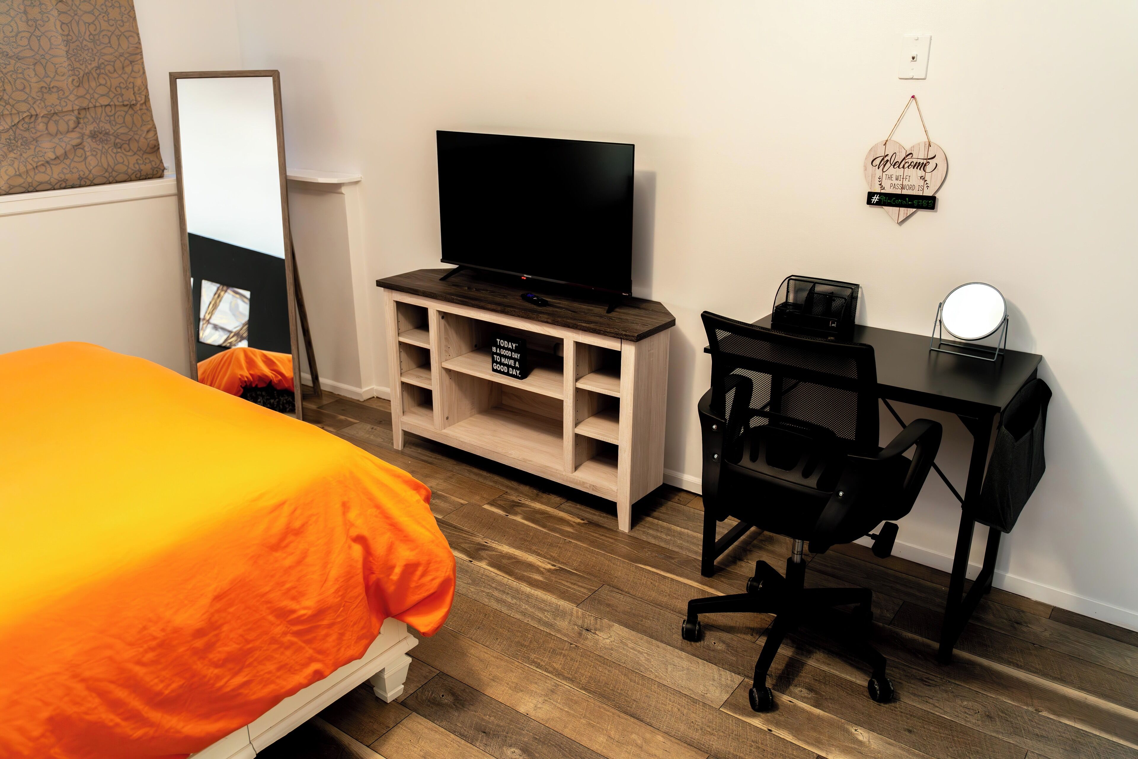 1 bedroom, WiFi, bed sheets