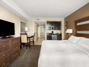 1 bedroom, iron/ironing board, WiFi, bed sheets - The Carriage House Timeshare Rental for SUPER BOWL weekend! (Las Vegas)