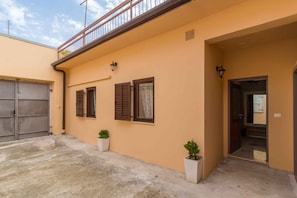 Exterior detail - Holiday apartment mit Klimaanlage und Terrasse (Poreč)