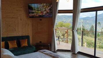 1 quarto, escrivaninha, Wi-Fi de cortesia, roupa de cama