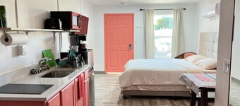 Peach Pocket Studio w/Kitchenette + W/D, Long Stay Ready w/ All Amenities! 