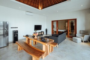 Villa | Dining room - Villa Clove Cemagi (Cemagi)