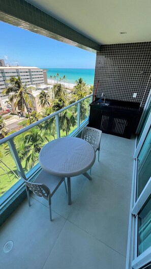 Outdoor dining - Studios Premium RN (Maceió)