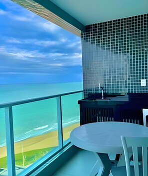 Outdoor dining - Studios Premium RN (Maceió)