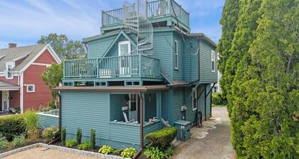 Captain's Lookout | Roof Deck & Harbor Views