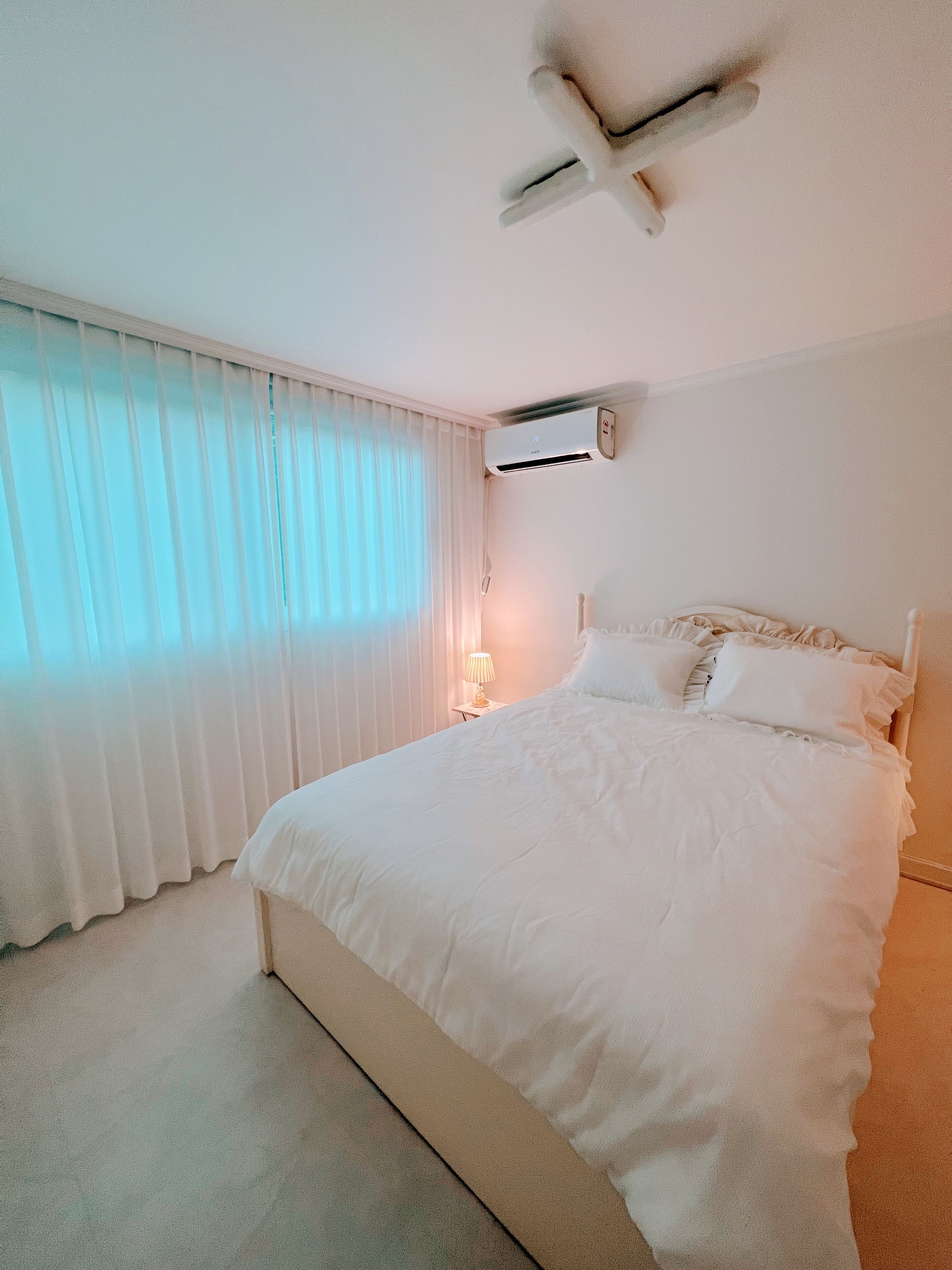 3 bedrooms, WiFi, bed sheets