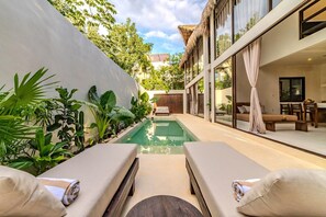 Pool - Design Villa With Palapa Roofs, High Ceilings and 9 Meters private Pool (Tulum)