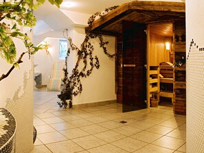 Interior - Dreizimmer- by Interhome (Feichten im Kaunertal)