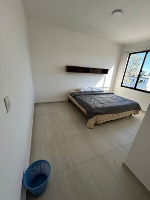 Apartment, 1 Bedroom, Smoking - Comfortable Colonia Americana Apartment, on one of the Main Avenues (Guadalajara)