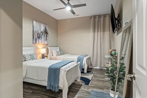 5 bedrooms, iron/ironing board, free WiFi, bed sheets