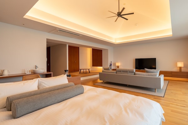 3 habitaciones, escritorio, wifi gratis y ropa de cama