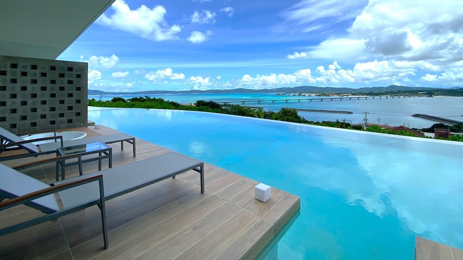 POOL VILLA KOURIJIMA by COLDIO