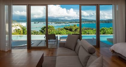 POOL VILLA KOURIJIMA by COLDIO