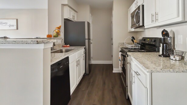 Apartment, 2 Bedrooms, Patio | Interior - Center City Charm, the Place to Meet all of Your Needs (Huntsville)