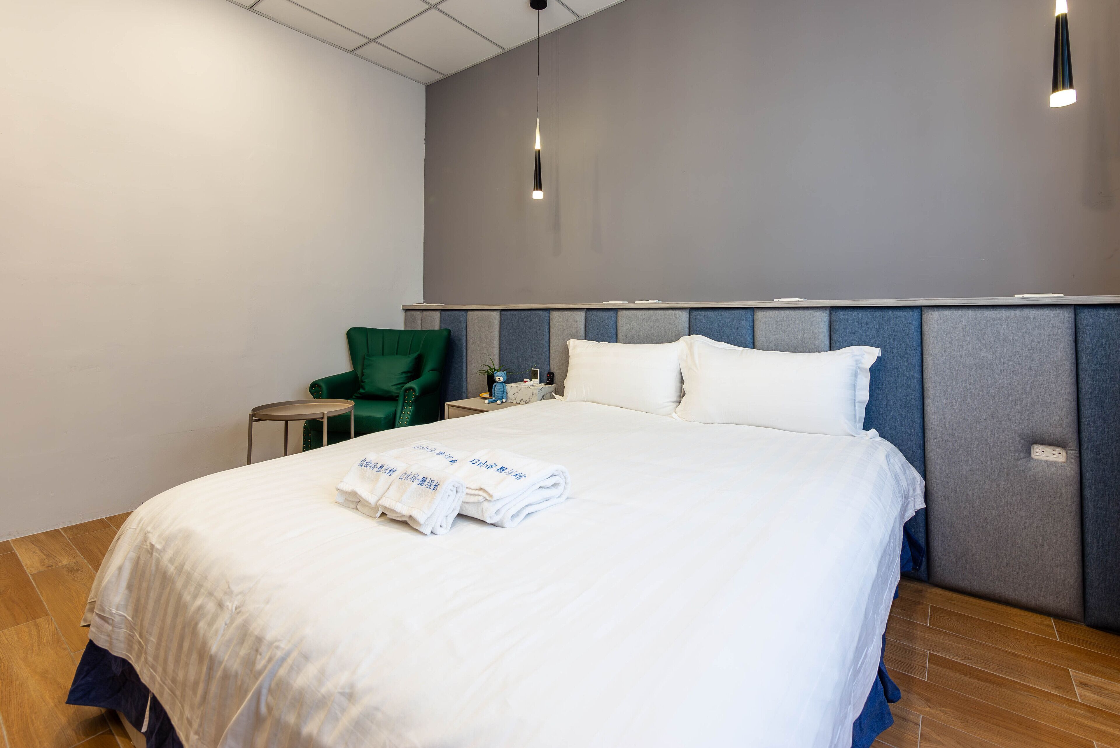 自由宿鹽埕館 EZSTAY評價、影片、特色體驗、房價資訊、訂房連結 – 高雄駁二包棟民宿 - 照片 11