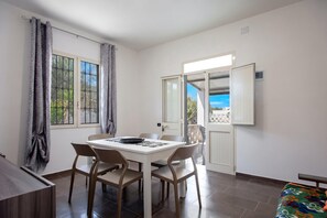 Departamento estándar, varias habitaciones (Villa Sabbia Magica 100 meters from) | Restaurantes