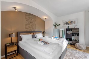 Honeymoon Apartment, Multiple Bedrooms (Casa oliva - boutique townhouse -) | 1 bedroom, free WiFi, bed sheets