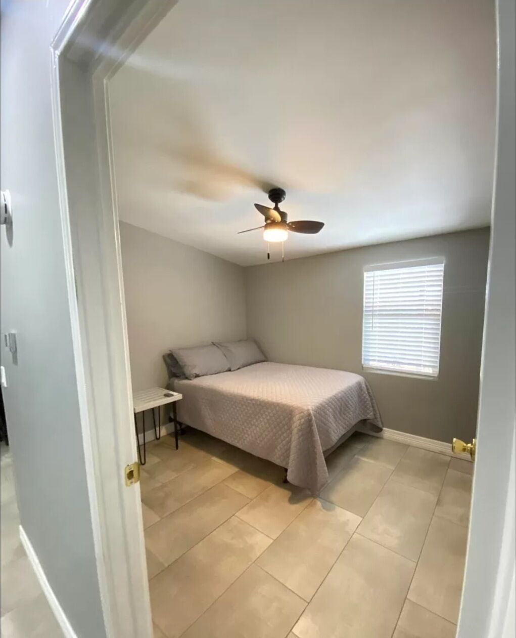 3 多间卧室、客房内保险箱、熨斗/熨衣板、旅行婴儿床