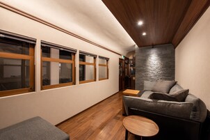 1 habitación, caja de seguridad en la habitación y wifi gratis