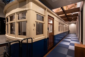 Room, Non Smoking (KAWASEMI,Stay in a train)