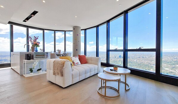 City appartement, 3 slaapkamers, uitzicht op oceaan | Woonruimte