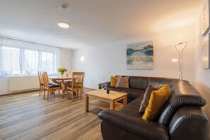 Ping pong - Ferienwohnung Hartsee 54 qm (Rimsting)