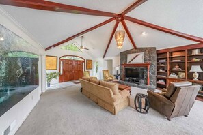 Smart-TV, Tischtennisplatte