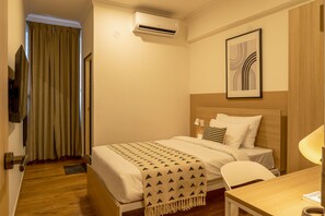 Standard Double Room | Free WiFi
