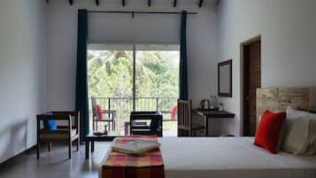 Minibar, in-room safe, desk, laptop workspace