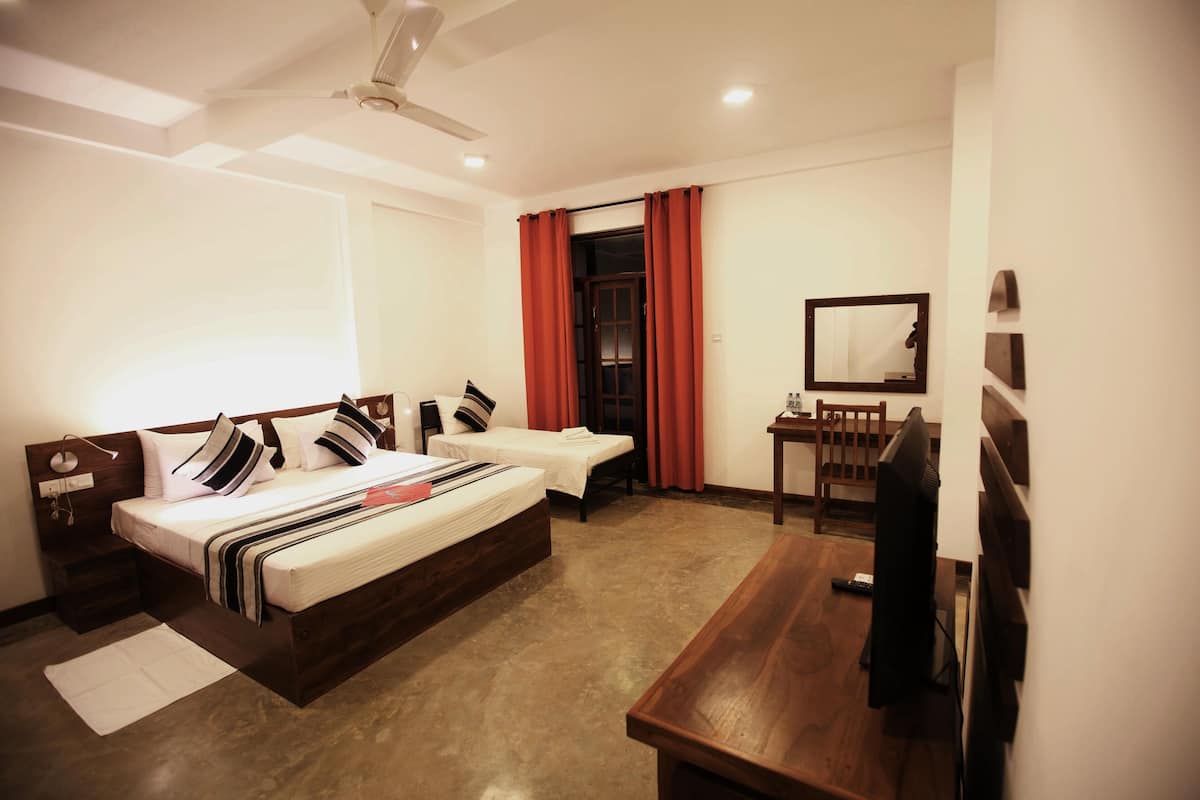 1 bedroom, minibar, in-room safe, desk