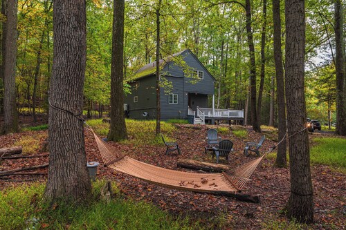 Pool Hot Tub Secluded Fire Pit Hammock