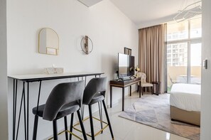 1 bedroom, desk, iron/ironing board, WiFi - Stylish Studio Escape in JVC's Vibrant Neighborhood (Dubai)