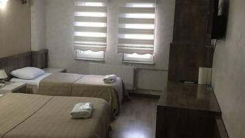 Habitación clásica con 2 camas individuales | Wifi gratis