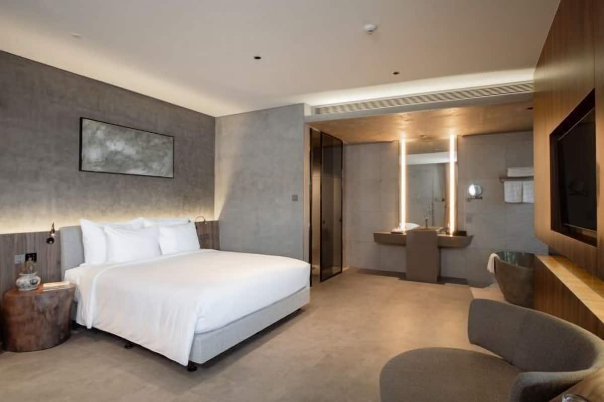 1 habitación, ropa de cama de alta calidad, minibar y escritorio