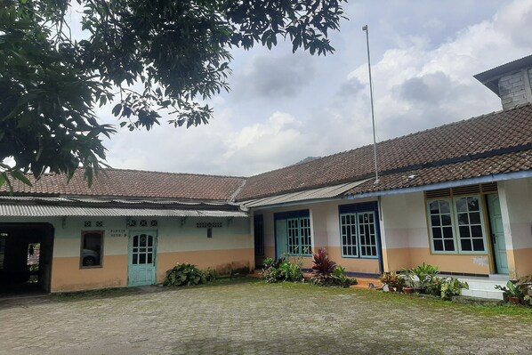 Exterior - SPOT ON 93596 Pondok Wisata Pesona Asri (Pleret)