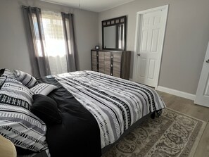 4 camere, ferro/asse da stiro, Wi-Fi, lenzuola
