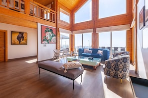 Wooden chalet - 4bhk with gazebo and Terrace | Living area | 32-inch flat-screen TV with satellite channels - Soul Stories - Luxury Villas and Resort, Mussorrie (Dhanaulti)