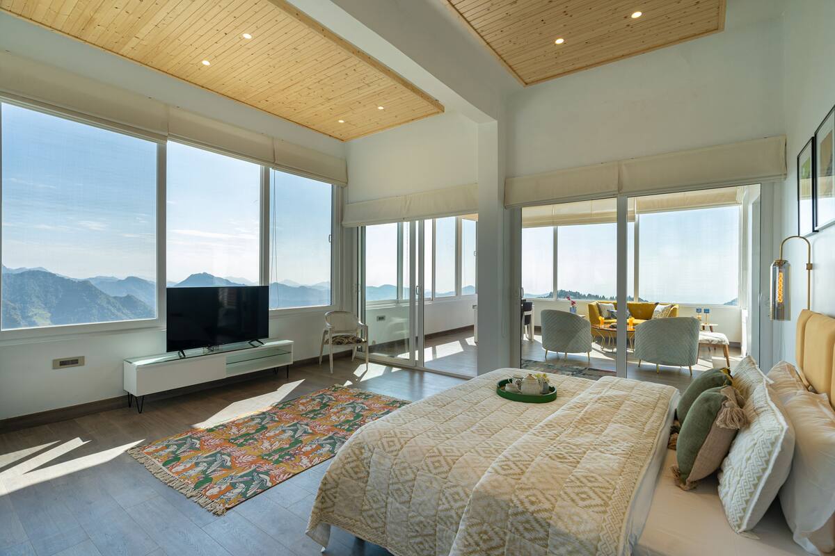 The Glass House - 2 bed room villas | 1 camera, biancheria da letto di alta qualità, una scrivania