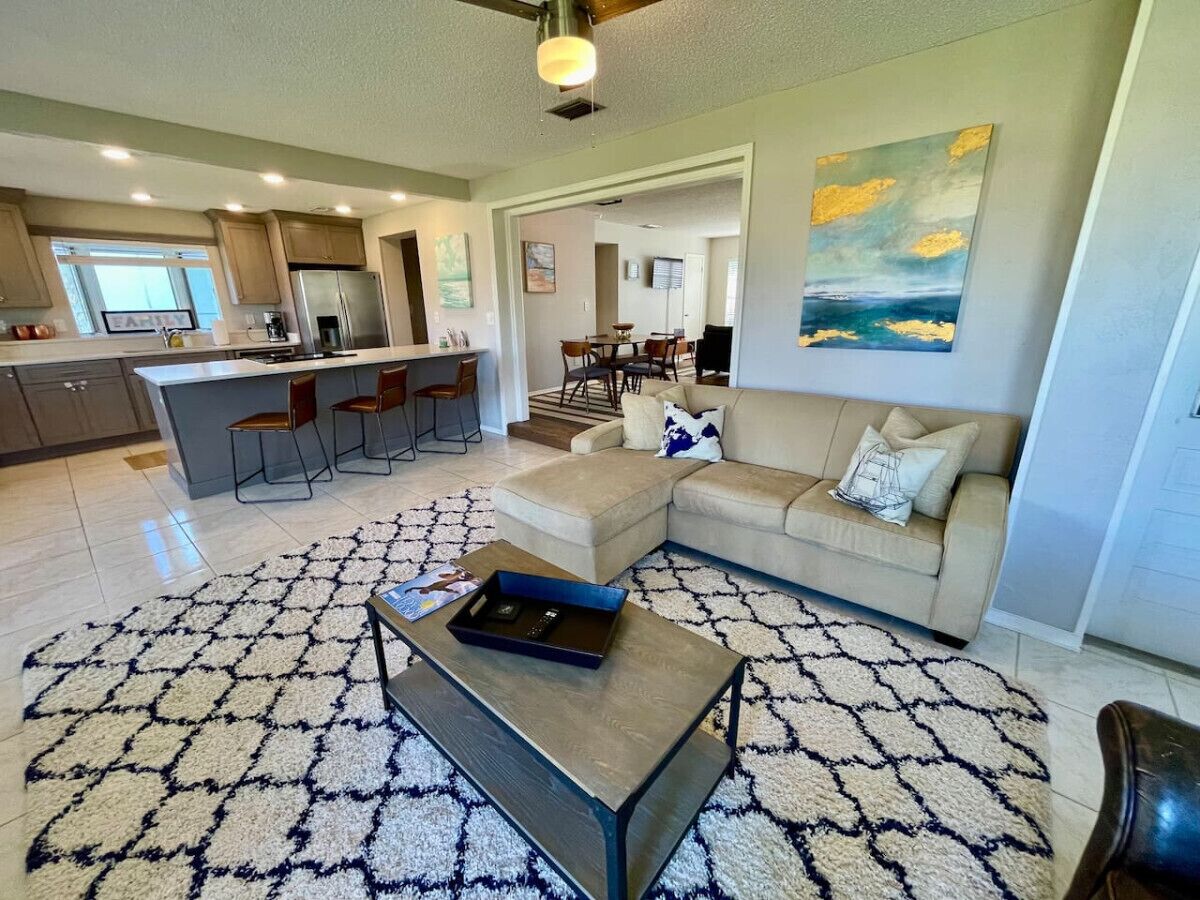 Smart TV, fireplace, offices