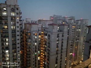 Exterior - BnBBuddy- Aarohi Homes@3bhk West Delhi (New Delhi)